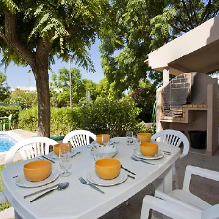 Andre, 3 Bedroom With Pool - Walking Distance To فيلة *